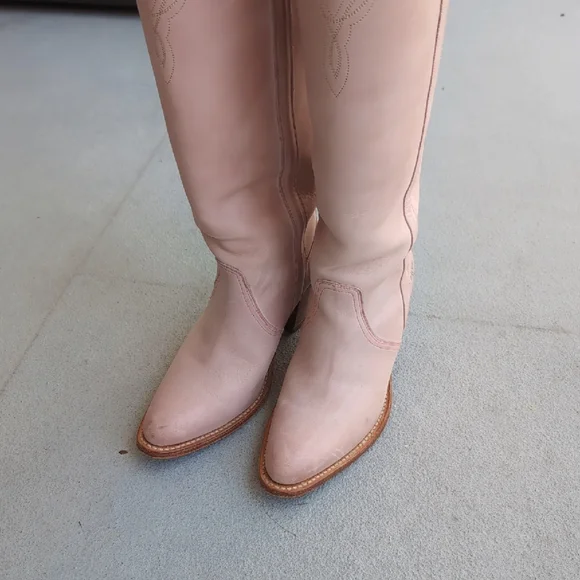 Frye Mustang Boots - Picture 10 of 10